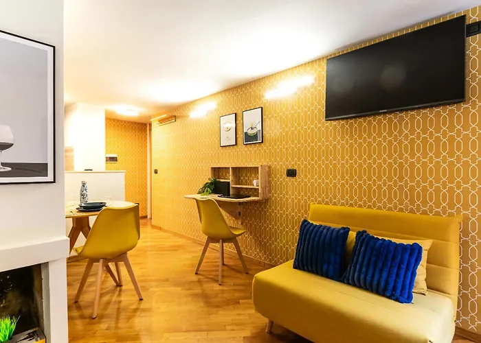 The Hive - In Trastevere Апартаменты